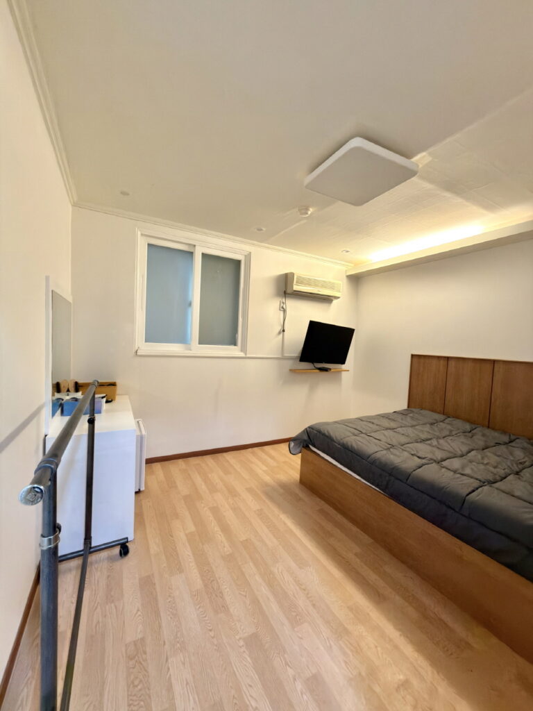 구미 월세 스테이라움 202호 침실 사진